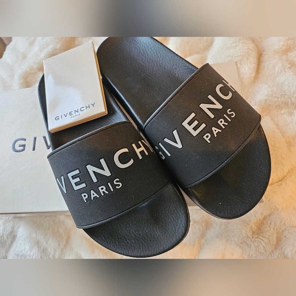 Givenchy slides - Picture 3 of 7